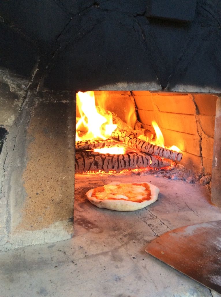 大紀町の体験で使用するピザ用石窯