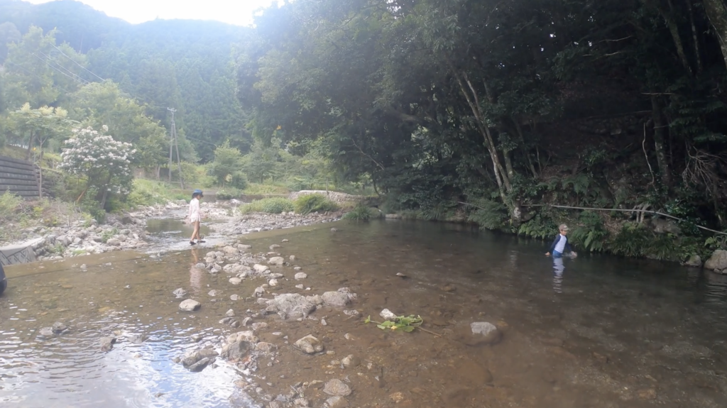 三重の田舎で川遊び・宮川穴場スポット・民泊で家族旅行