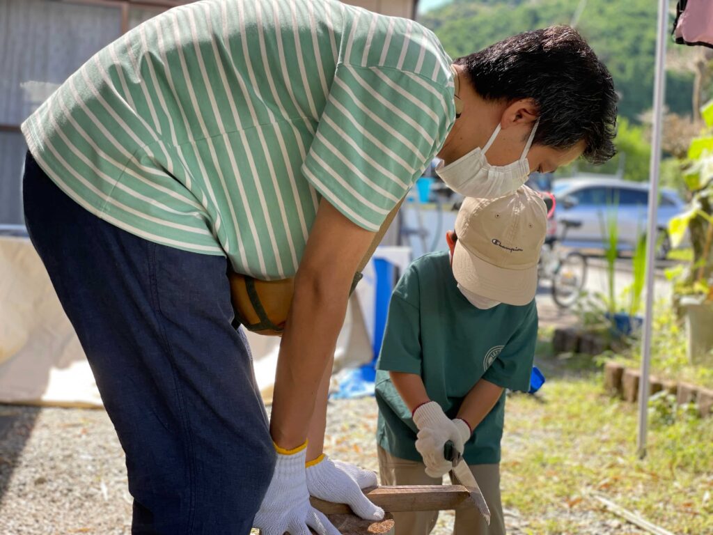 三重県夏休み親子で竹の釣竿体験