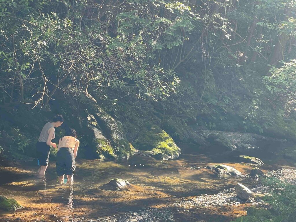 川遊びとバーベキュー