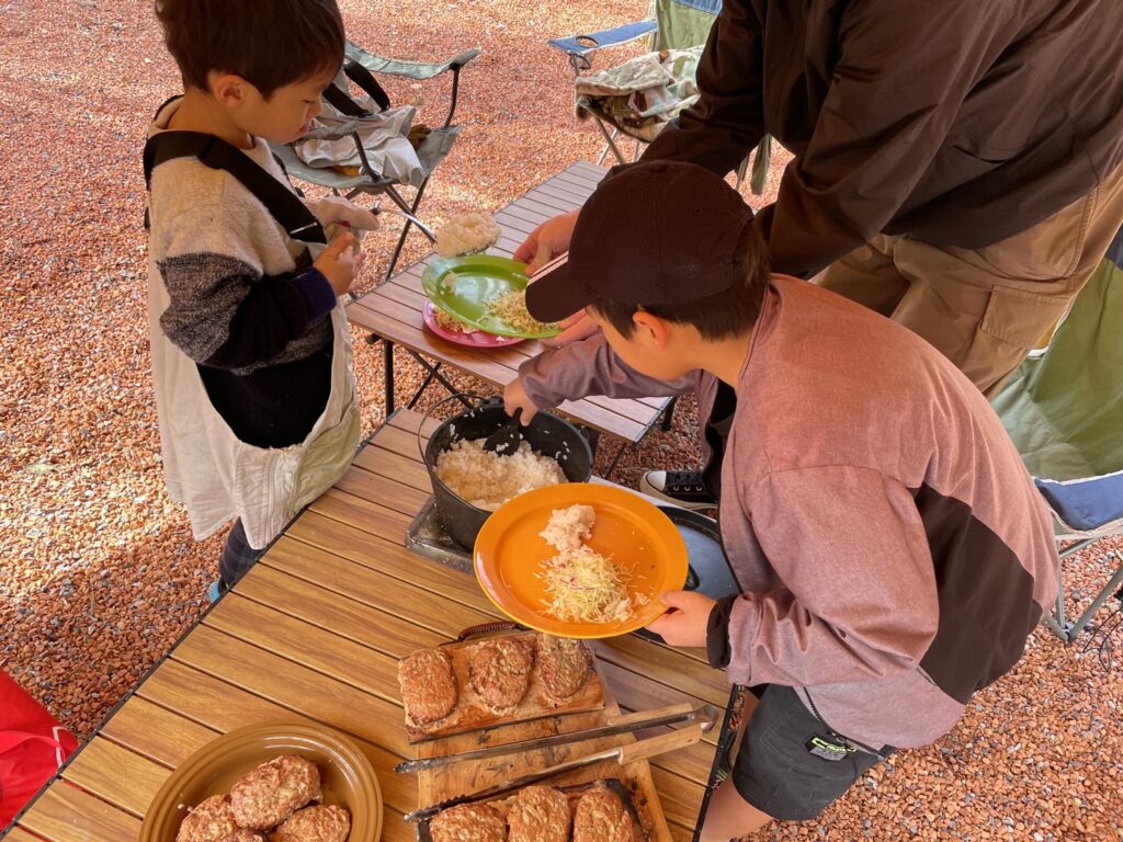 焚き火で調理